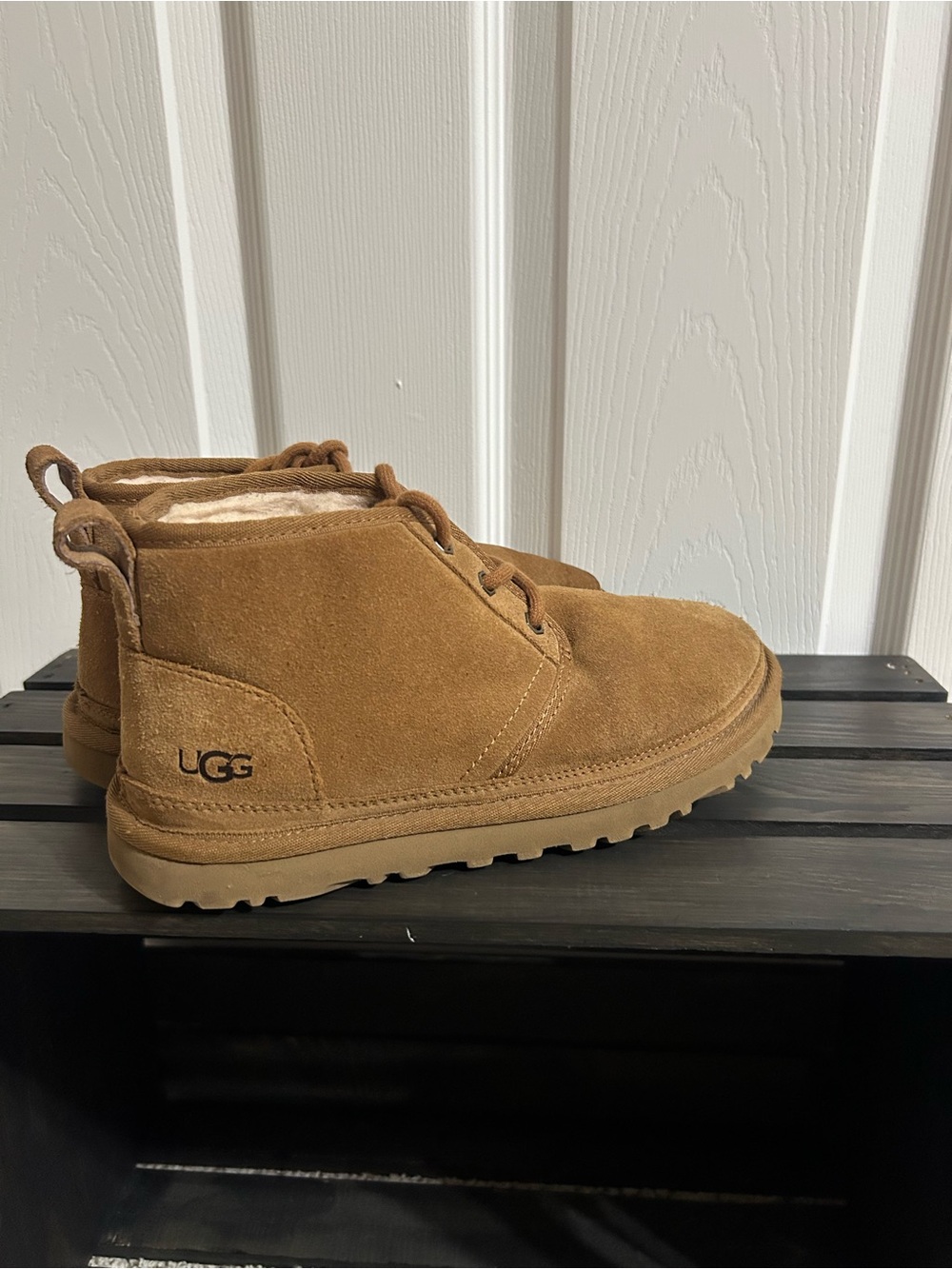 Ugg Women’s Neumel Chukka Chestnut Boots Sz 6